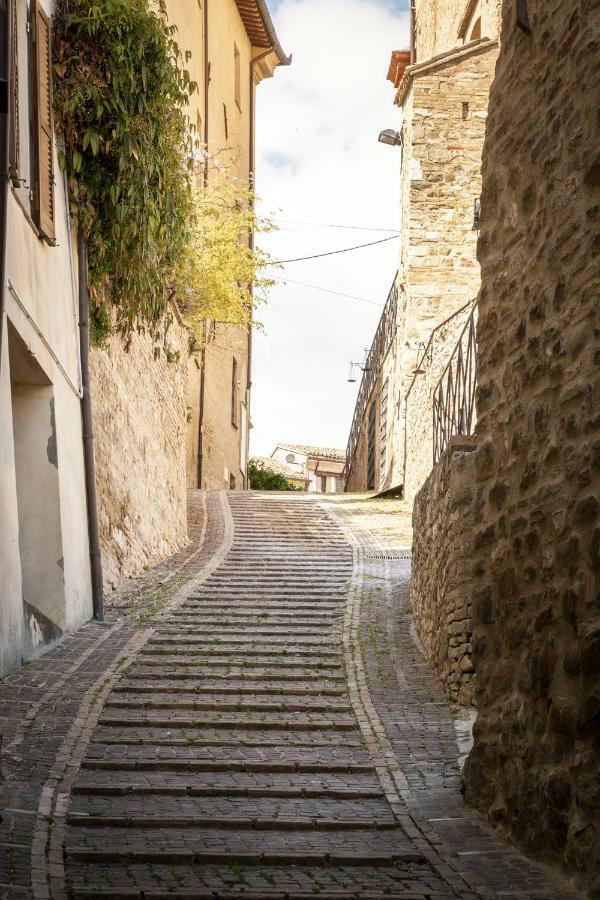 Апартаменти Casa Vacanze Montefalco Il Borgo Екстер'єр фото